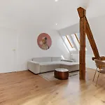 Lam Bubblegum - Terrace - Ac *
