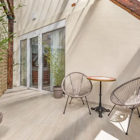 Lam Bubblegum - Terrace - Ac - Free Parking Apartment